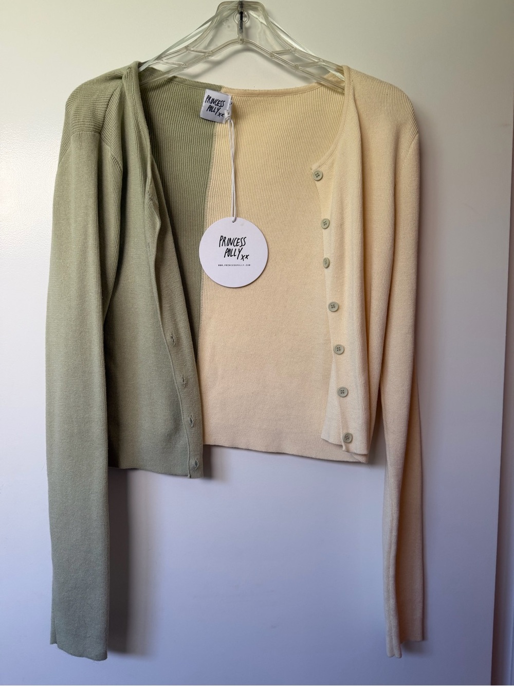 Princess Polly Two-Tone Green and Cream Cropped Button Cardigan - Picture 2 of 5